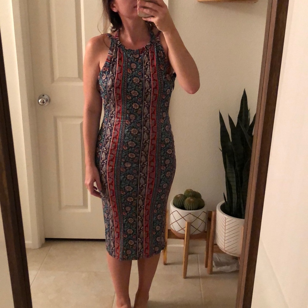 LuLu’s midi, backless bodycon dress NWT